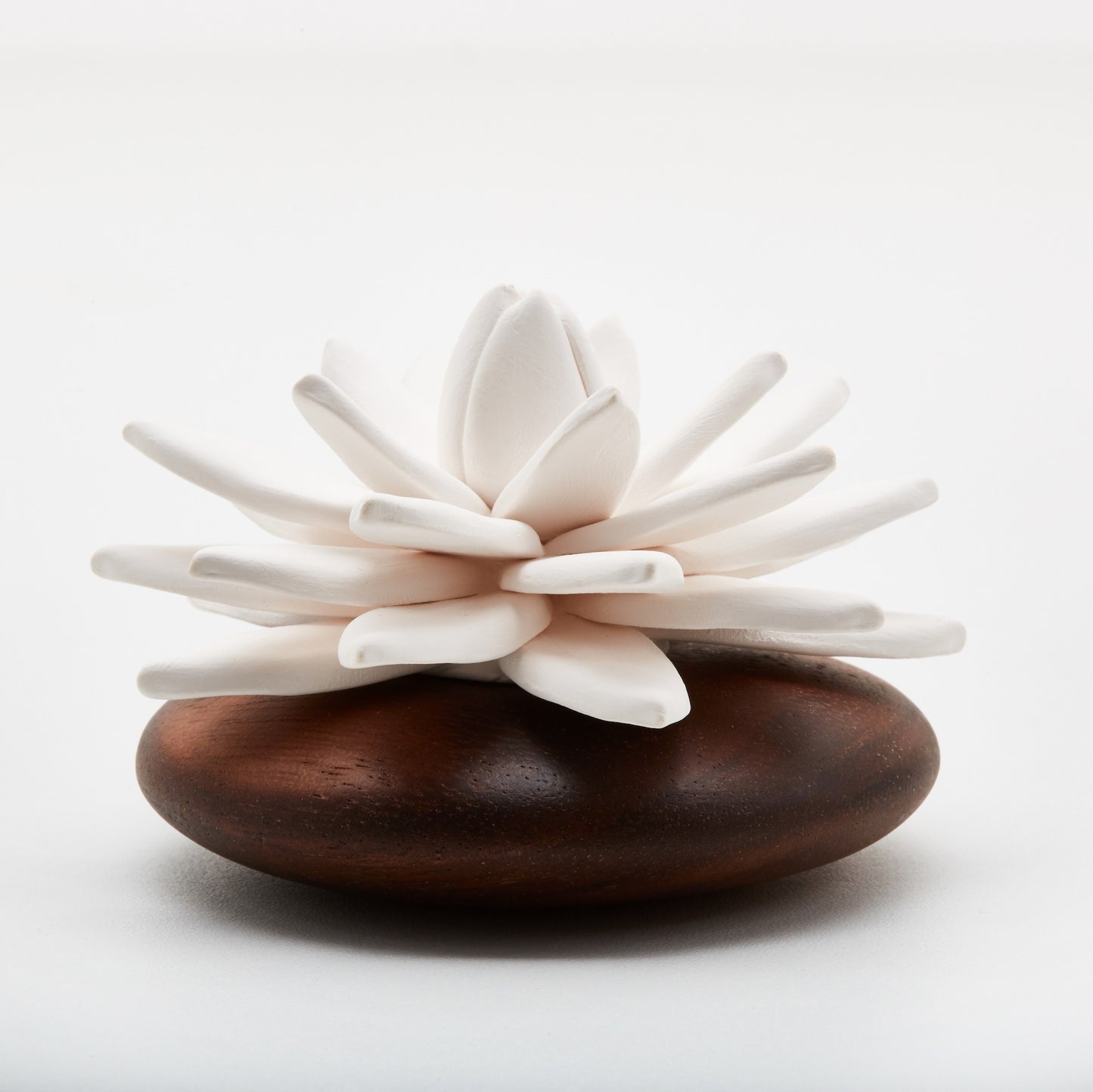 Ceramic Lotus Flower Scent Diffuser