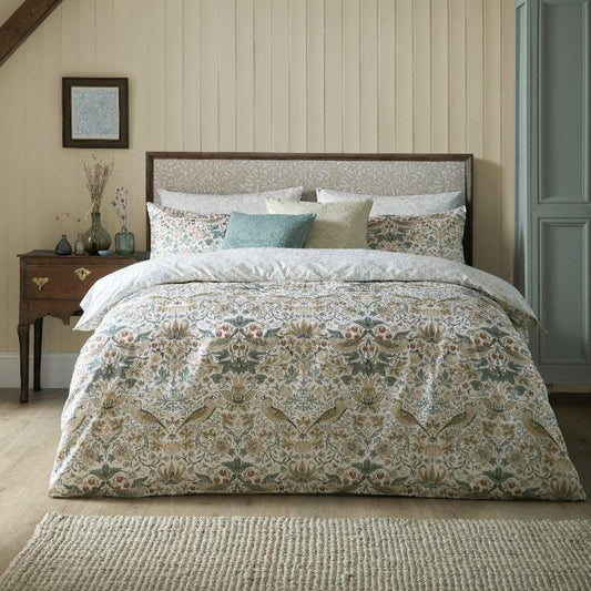 William Morris At Home - Strawberry Thief Hessian Bedding