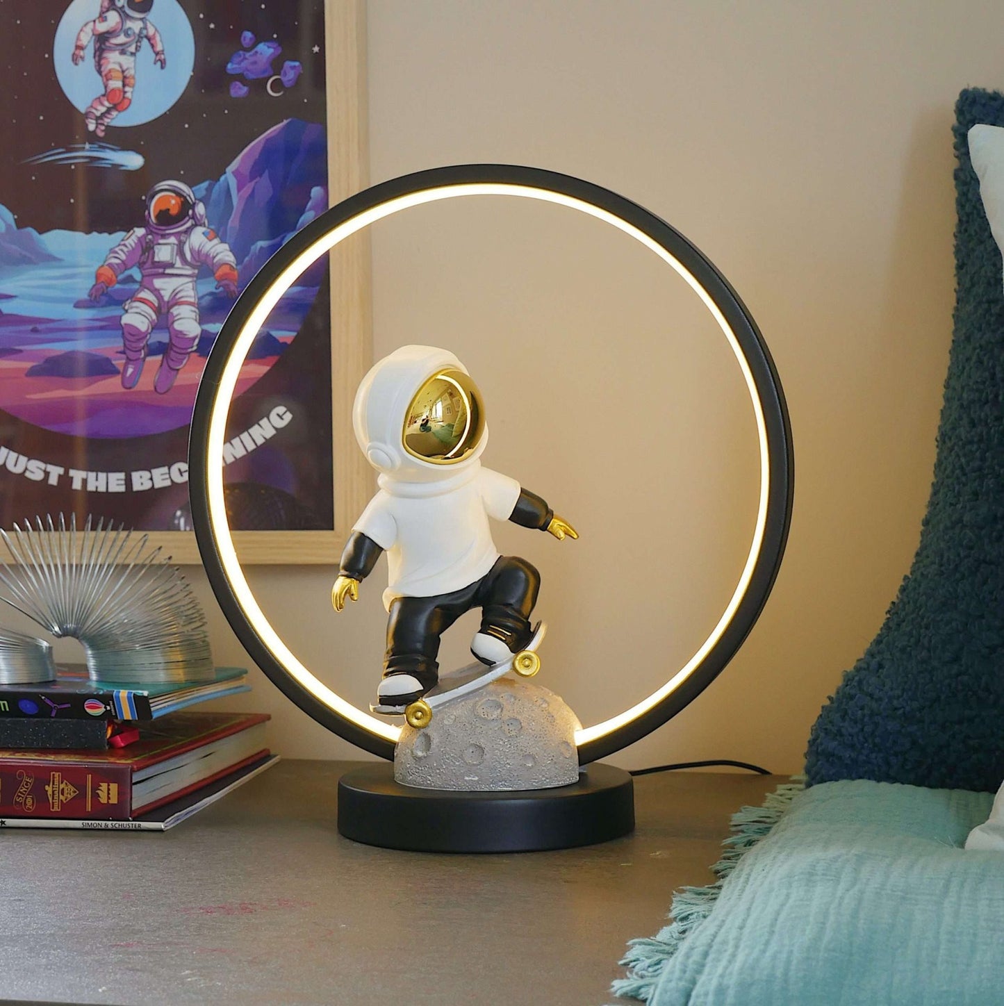 Skateboarding Astronaut Table Lamp