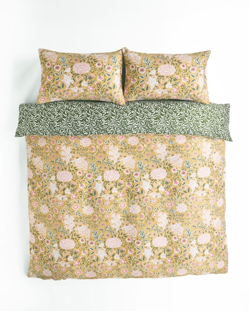 Gold Flower Bed Linen