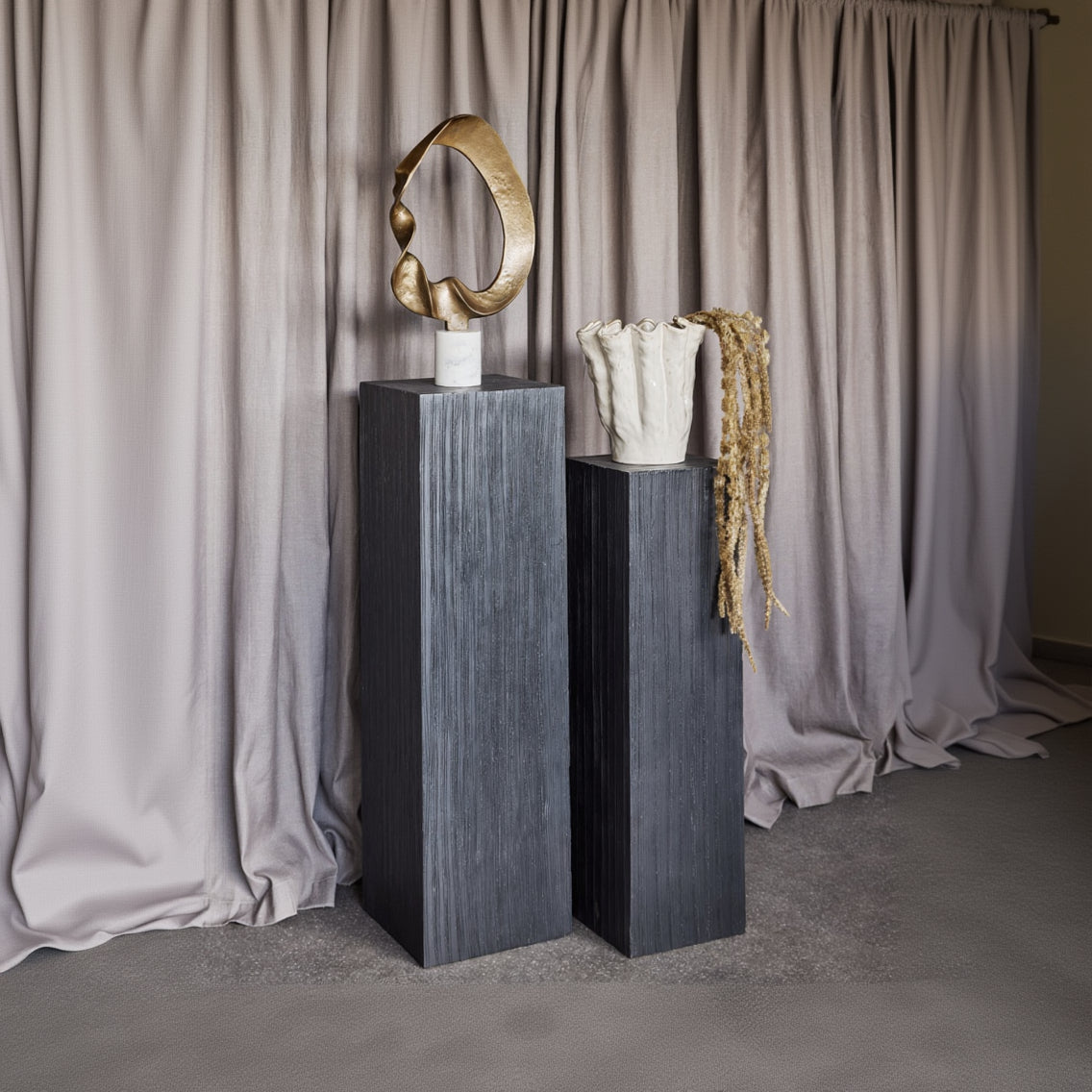 Ebony Wooden Set of 2 Plinths