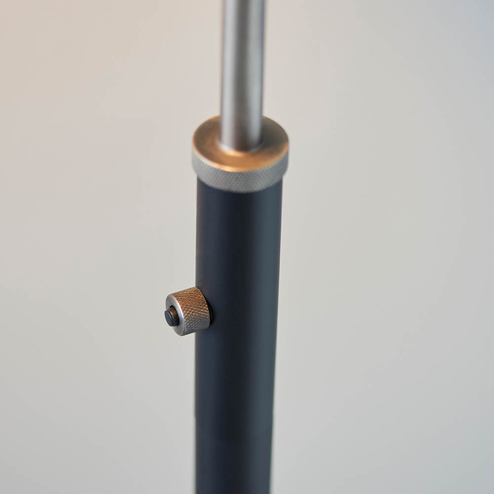 Retro Style Floor Lamp (2 Colours Available)